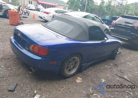 1999 Mazda Mx-5 Miata Leather Pkg/Popular Equipment Pkg/Sports Pkg/Touring Pkg z USA, uszkodzony, nr VIN JM1NB3533X0127534